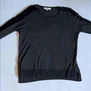 Cute Grey Loft Top with Lace Sleeves